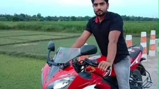 बांग्लादेश में हिंदुओं के खिलाफ हिंसा जारी: भीड़ ने एक ओर हिंदू की बेरहमी से हत्या कर दी