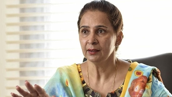 पंजाब की राजनीति में बड़ा भूचाल: नवजोत कौर सिद्धू ने कांग्रेस को कहा अलविदा !