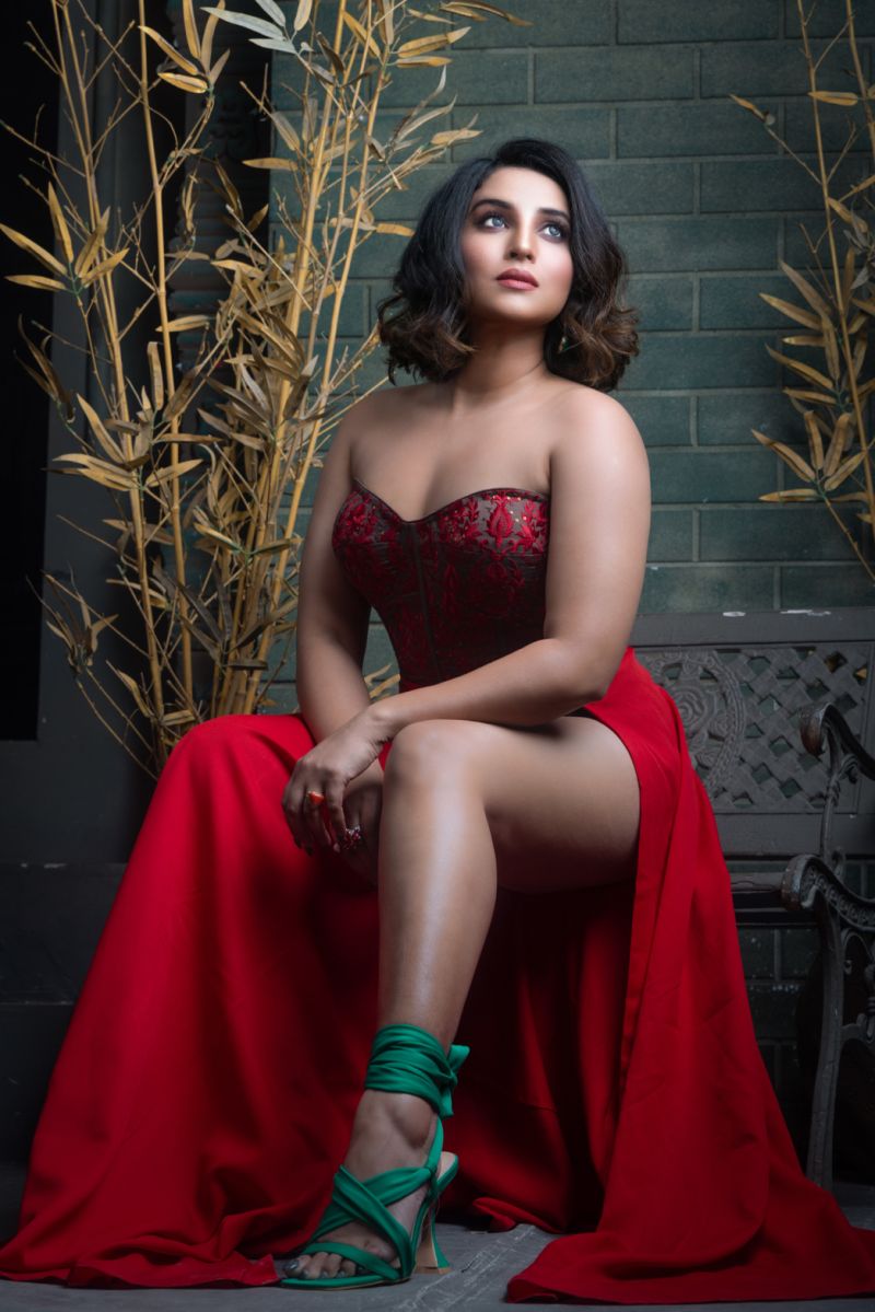 पंजाब की युवलीन कौर का बॉलीवुड धमाका: हिंदी सीरीज़ ‘बेड्स ऑफ़ बोर्डरूम’ में करेंगी लीड रोल