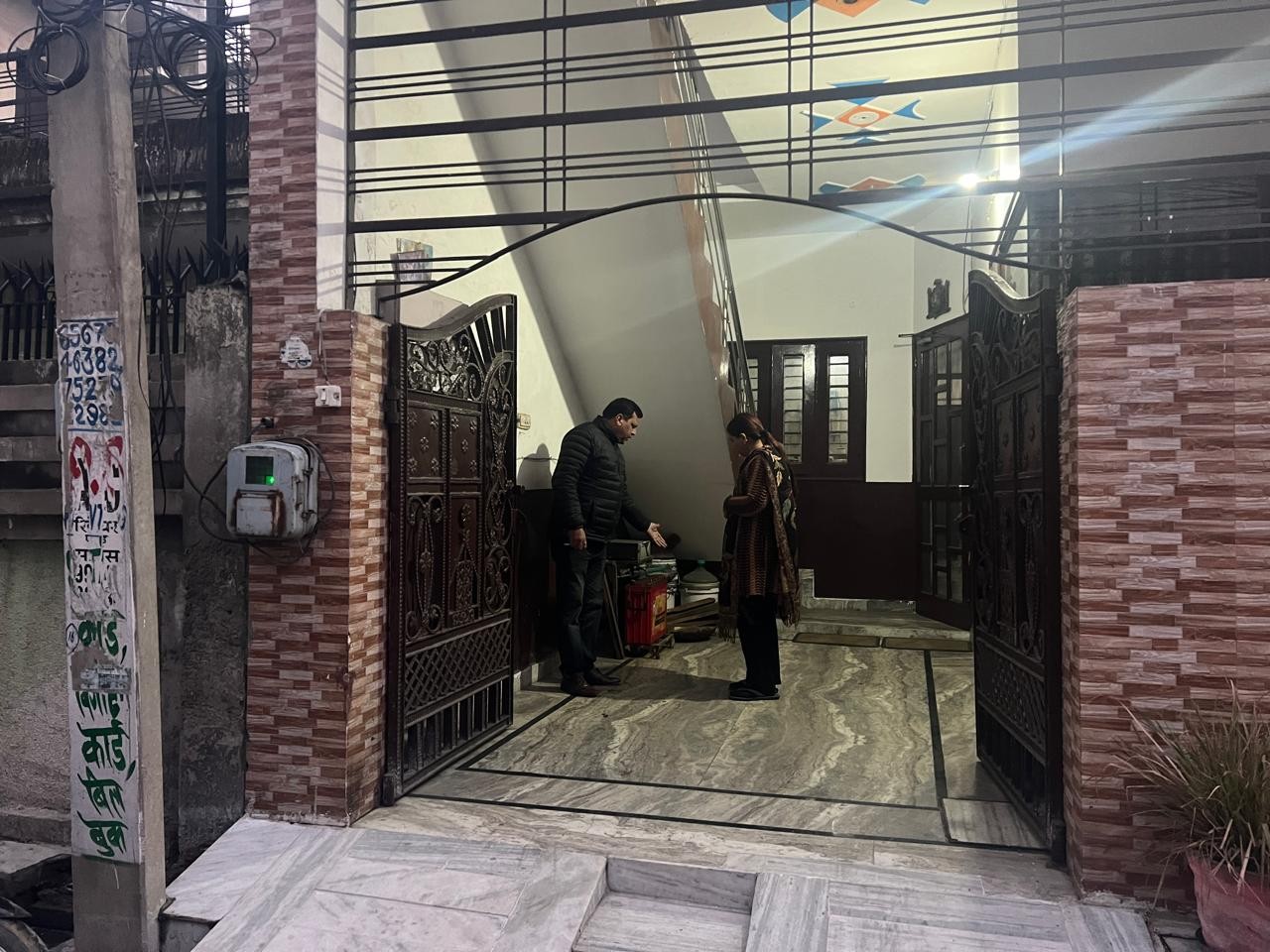 दिनदहाड़े गेट खोल कर करीब 18 हज़ार कीमत की साइकिल ले गया चोर।