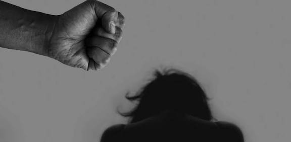 नेशनल शूटिंग कोच पर नाबालिग लड़की से रेप का आरोप: फरीदाबाद पुलिस ने FIR दर्ज की; NRAI ने उसे सस्पेंड किया