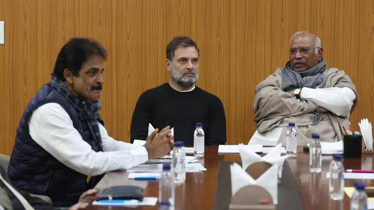 पंजाब कांग्रेस को राहुल गांधी की सख्त चेतावनी: अनुशासनहीनता बर्दाश्त नहीं की जाएगी, राजा वारिंग बने रहेंगे प्रेसिडेंट