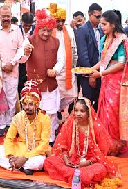 छत्तीसगढ़ में मुख्यमंत्री कन्या विवाह योजना ने रचा वल्र्ड रिकॉर्ड, 6,412 जोड़े अलग-अलग धार्मिक परंपराओं और रीति-रिवाजों के साथ विवाह बंधन में बंधे