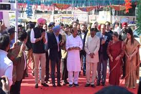 ”यह मात्र प्रदर्शनी नहीं, बल्कि गरिमा, आत्मनिर्भरता और सशक्तिकरण का उत्सव है” — डॉ. वीरेन्द्र कुमार ने चंडीगढ़ में 29वें दिव्य कला मेले का उद्घाटन किया