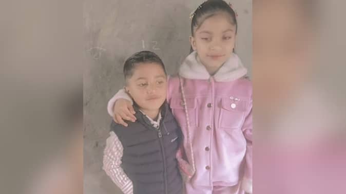 प्रेमी के साथ बाधा बन रहे थे बच्चे, कलयुगी मां ने जहर देकर ली जान; बहन के साथ गिरफ्तार