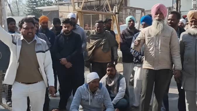 पंजाब: भीषण सड़क हादसे में दो की मौत, आरोपी की गिरफ्तारी न होने पर परिजनों ने हाईवे जाम किया