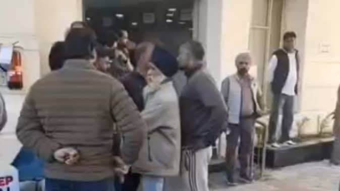 फिरोजपुर : किसान ने पत्नी और 4 साल के मासूम बेटे को मारी गोली, फिर खुद को भी उड़ाया; तीनों वेंटिलेटर पर