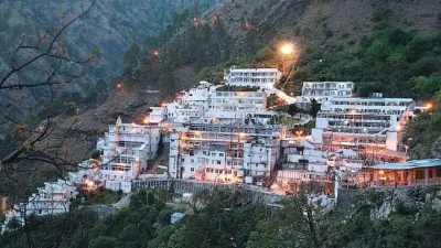 वैष्णो देवी यात्रियों के लिए बड़ी खुशखबरी: अब 10 लाख का मिलेगा मुफ्त बीमा, बोर्ड ने सुविधाओं पर लगाई मुहर