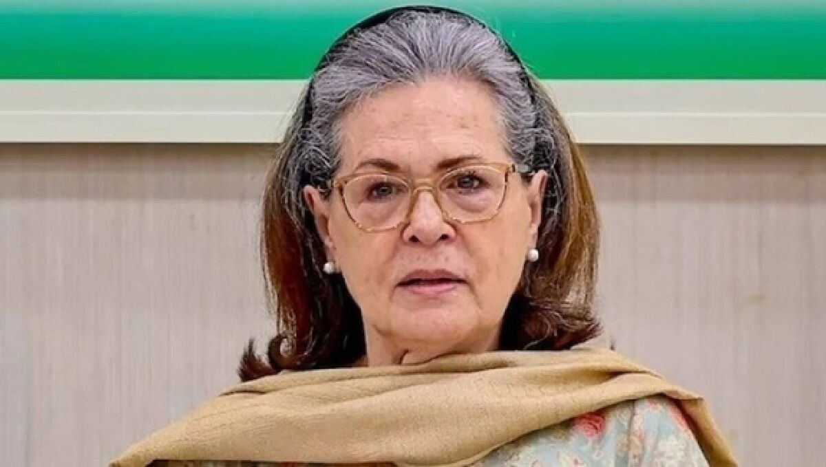 खामेनेई की हत्या पर सरकार की चुप्पी तटस्थता नहीं, संसद में चर्चा होनी चाहिए: सोनिया गांधी