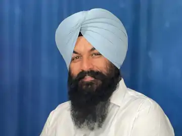 AAP को बड़ा झटका: जसविंदर सिद्धू का सभी पदों से इस्तीफा; कर्मचारियों पर लाठीचार्ज और अधूरे वादों से नाराजगी