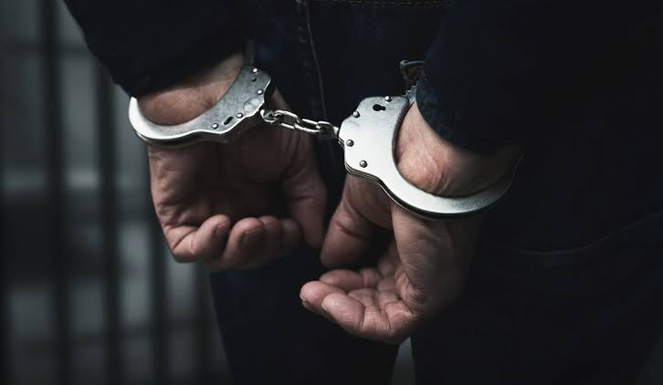 अमृतसर में बड़ी ड्रग्स और हथियार बरामदगी: AAP नेताओं के साथ फोटो वाले ‘सरपंच’ समेत 3 गिरफ्तार