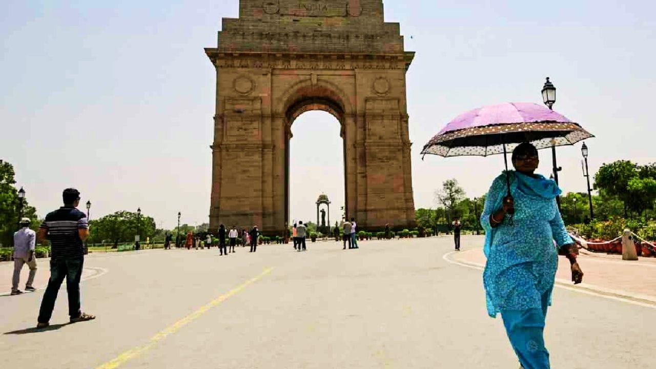 दिल्ली में गर्मी का 50 साल का रिकॉर्ड टूटा; मार्च के पहले हफ्ते में ही पारा 35 डिग्री के पार, 7 राज्यों में अलर्ट