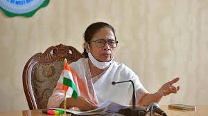 रास : तृणमूल ने बंगाल में अधिकारियों को हटाने के निर्वाचन आयोग के फैसले के विरोध में बहिर्गमन किया