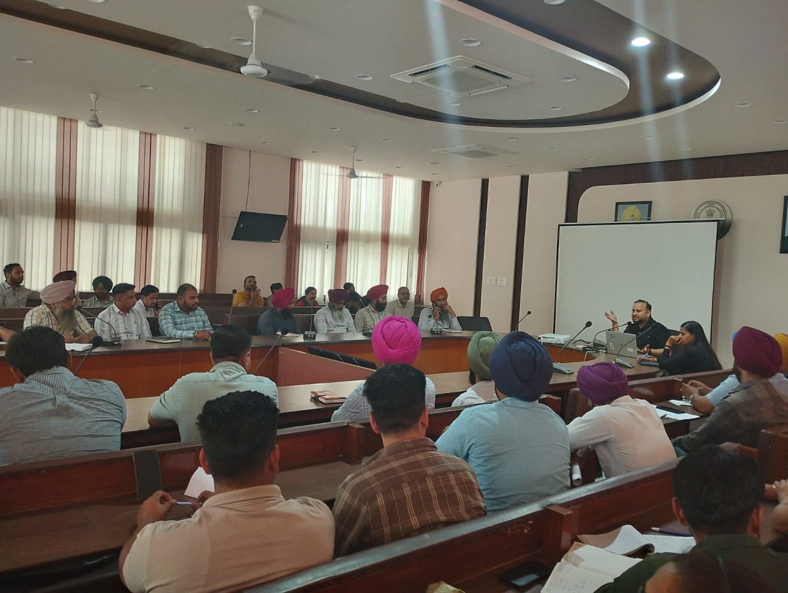 नगर परिषद चुनावों से पहले लुधियाना में DISE सॉफ्टवेयर पर कर्मचारियों को प्रशिक्षण