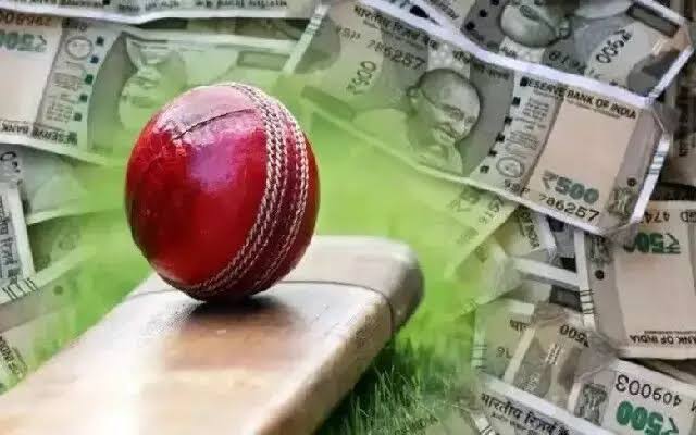 लुधियाना में IPL सट्टेबाजी गिरोह का भंडाफोड़: हवाला राशि के लिए खोलते थे फर्जी खाते, 2 गिरफ्तार
