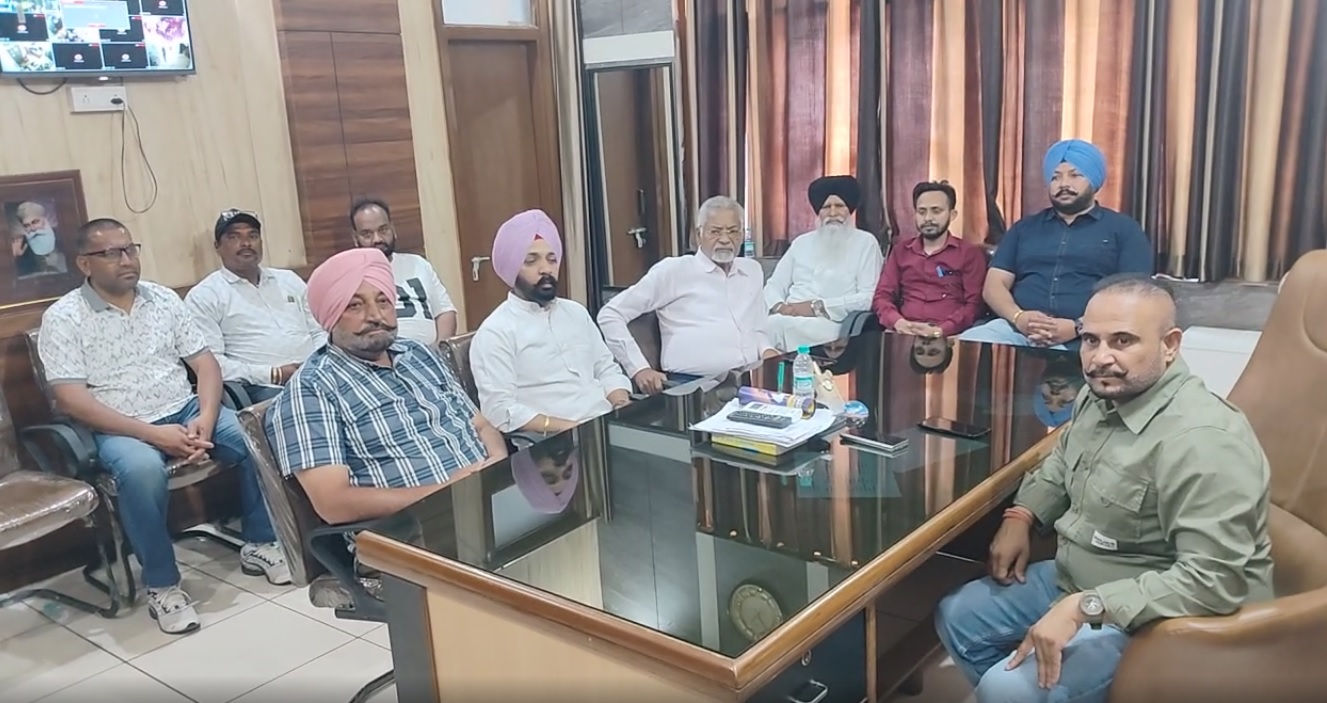 सिख सब्जी विक्रेता पर नगर कौंसिल कर्मचारियों ने किया हमला, श्री अकाल तख्त साहिब ने लिया संज्ञान