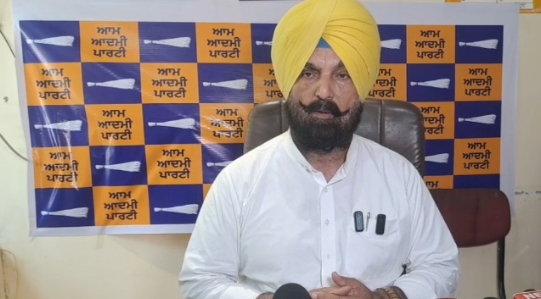 पेट्रोल-डीजल कीमतों में बढ़ोतरी से आम आदमी की कमर टूटी, केंद्र सरकार महंगाई रोकने में फेल: कुलवंत सिंह सिद्धू