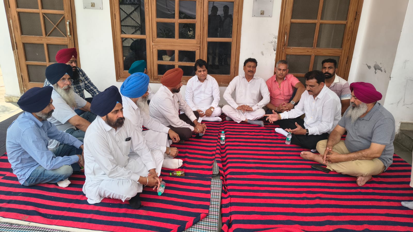 अकाली दल “वारिस पंजाब दे” और प्रो. मोहन सिंह मेमोरियल फाउंडेशन ने प्रसिद्ध गायक पाली देतवालिया के साथ दुख साझा किया