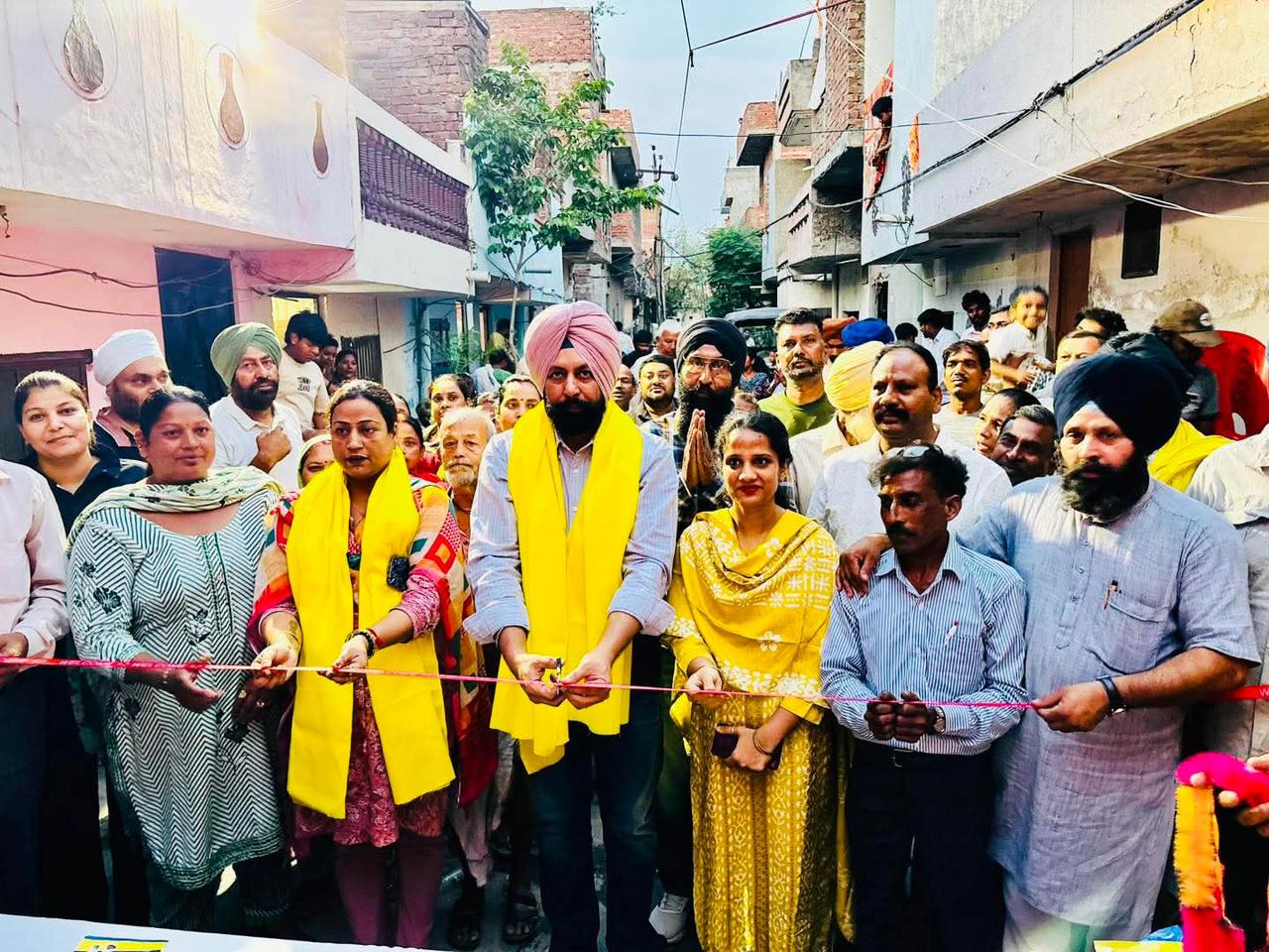 AAP इंचार्ज कर्मजीत सिंह ने रामनगर पंचायत में विकास कार्यों का किया उद्घाटन