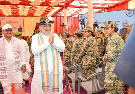 अमित शाह ने भुज में G-7 बॉर्डर पोस्ट पर जवानों से संवाद किया, G-7 और G-13 BOP का लोकार्पण किया