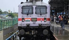 भारतीय रेलवे ने चेन्नई उपनगरीय रेल नेटवर्क को बढ़ावा देने के लिए 993 करोड़ रुपये की अरक्कोनम-चेंगलपट्टू दोहरीकरण परियोजना को स्वी कृति दी