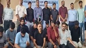 गुजरात: ‘ऑपरेशन म्यूल हंट’ के तहत साइबर ठगी पर बड़ी कार्रवाई, 631 करोड़ रुपये से अधिक की धोखाधड़ी में 13 गिरफ्तार