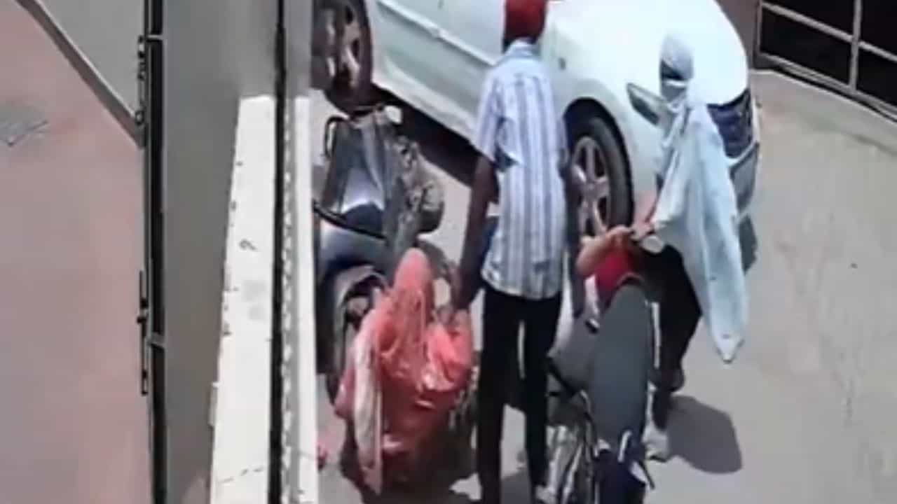 मोहाली में सनसनीखेज वारदात: मां ने ही रची अपनी 4 साल की बच्ची के अपहरण की साजिश, सीसीटीवी में कैद हुई घटना