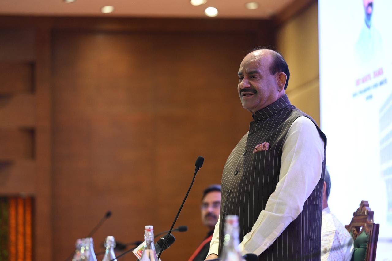 सदनों में व्यवधान लोकतंत्र के लिए गंभीर चुनौती, जनविश्वास बढ़ाना हमारी जिम्मेदारी : लोक सभा अध्यक्ष