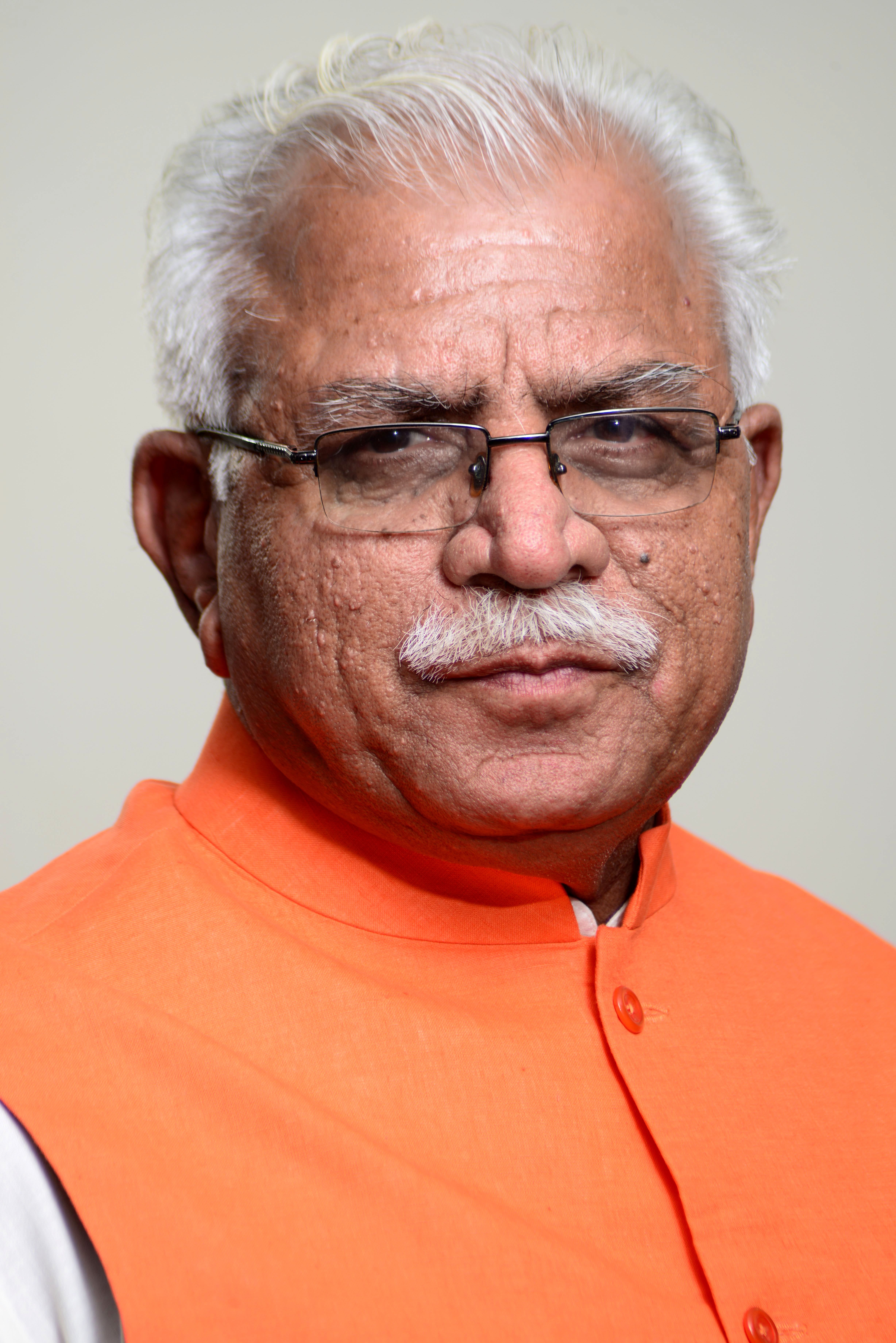 पीएम स्वनिधि योजना: स्ट्रीट वेंडर्स के एम्पावरमेंट और फाइनेंशियल इनक्लूजन के लिए एक ट्रांसफॉर्मेटिव टूलम