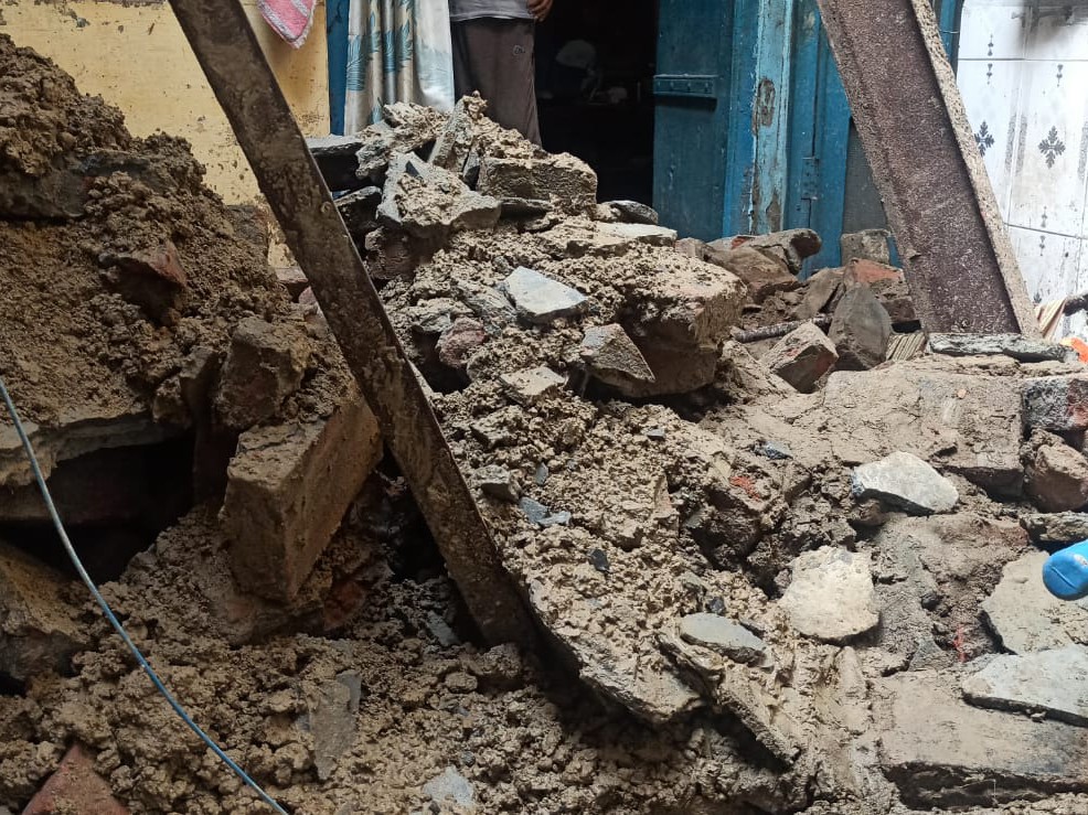 होशियारपुर में बारिश बनी कहर, छप्पर वाली छत गिरने से 78 साल की महिला की मौत