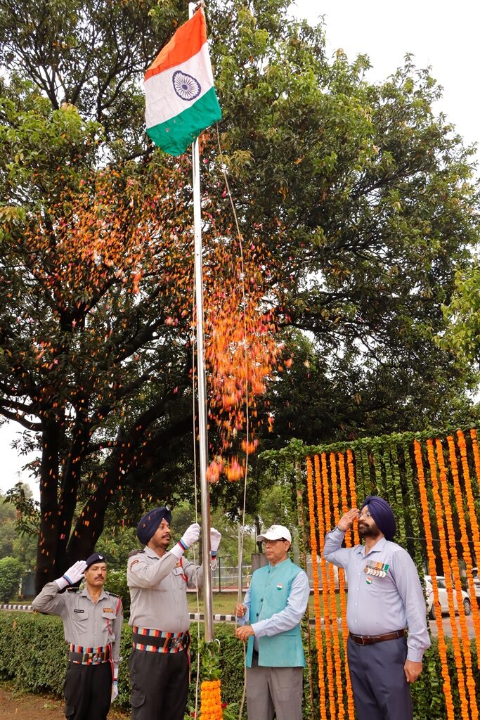 नाईपर मोहाली में उत्साह और देशभक्ति के साथ मनाया गया 80वां स्वतंत्रता दिवस