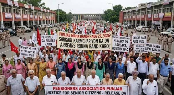 पंजाब में NHM कर्मचारियों की हड़ताल जारी, 27 अगस्त को चंडीगढ़ में बड़े प्रदर्शन की चेतावनी