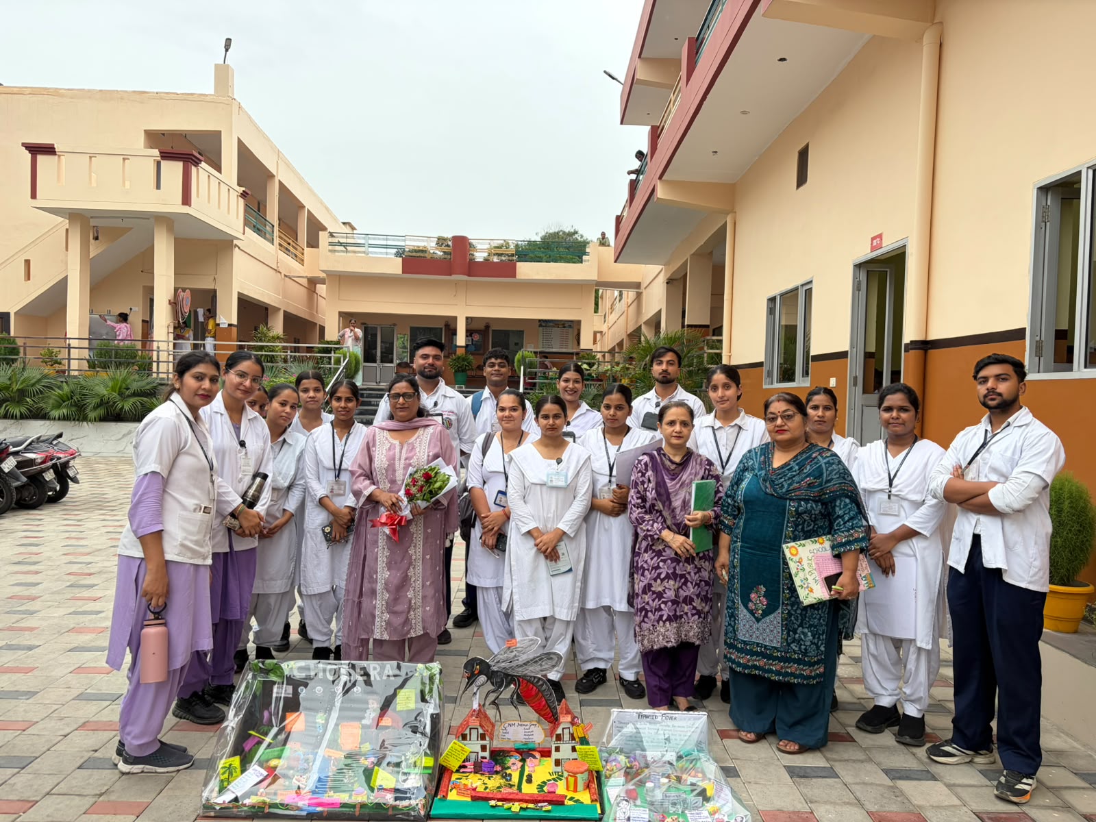 डॉ. AVM पब्लिक सीनियर सेकेंडरी स्कूल में सेमिनार का आयोजन