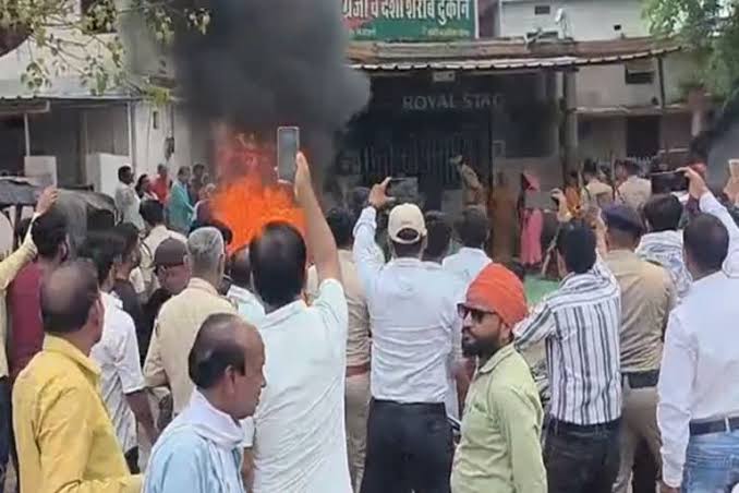 बाबा दीप सिंह चौक में शराब के नए ठेके पर बवाल, वार्डवासियों की चेतावनी ‘ठेका नहीं खुलने देंगे, पक्का धरना देंगे’