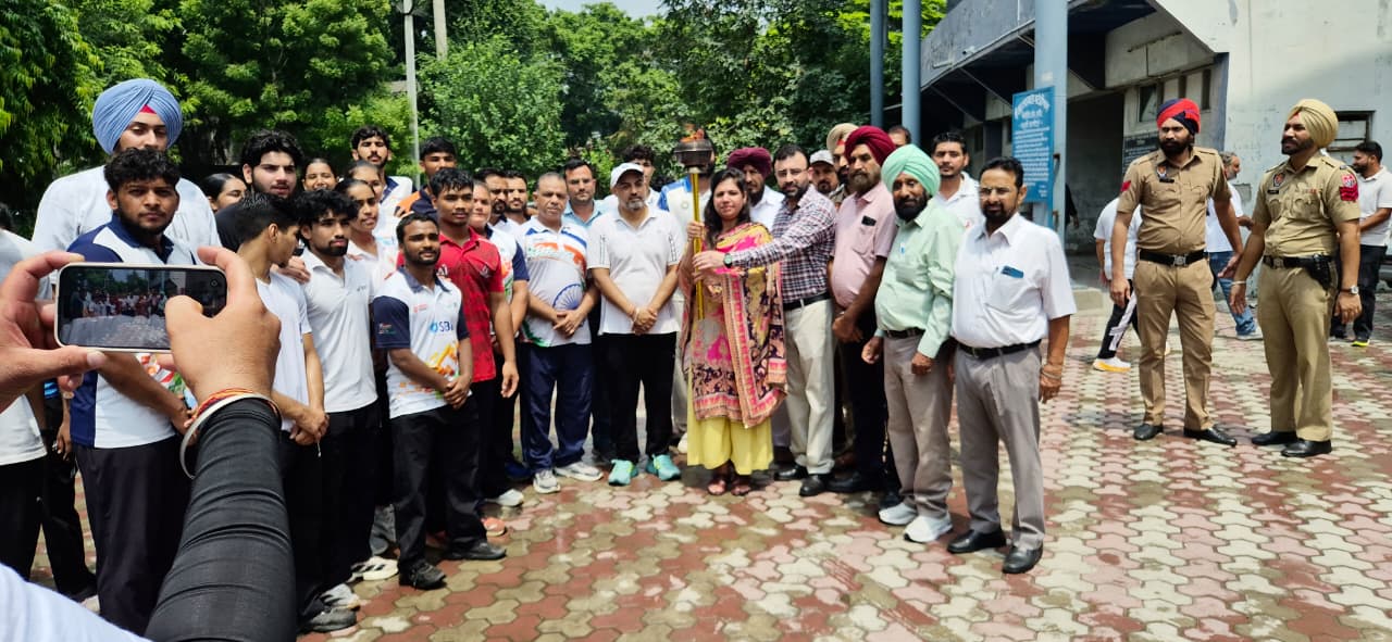 स्पोर्ट्स होमलैंड पंजाब-2026 की टॉर्च रिले लुधियाना पहुंची, खिलाड़ियों ने किया भव्य स्वागत