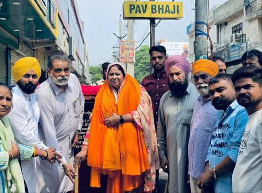 गगन नगर मेन रोड के निर्माण कार्य का MLA राजिंदरपाल कौर छीना ने किया उद्घाटन