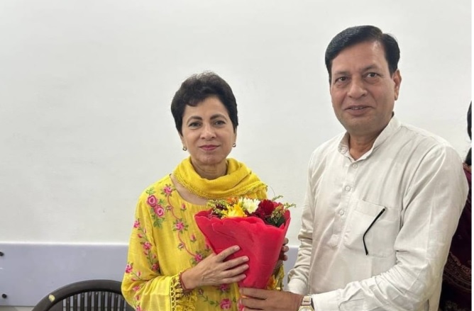 कुमारी शैलजा को जन्मदिन पर डॉ. ओमवीर सिंह पंवार ने दी शुभकामनाएं