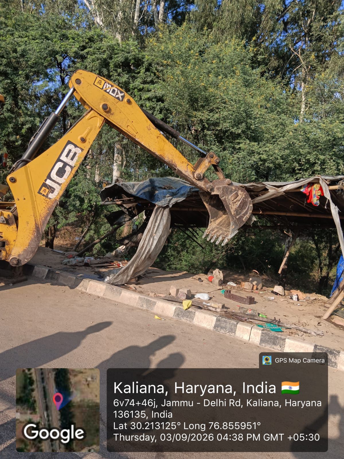 करनाल में NH-44 पर NHAI का बड़ा अतिक्रमण विरोधी अभियान, सड़क किनारे अवैध कब्जों पर कार्रवाई