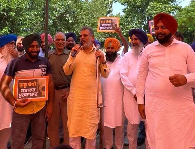 टांडा उड़मुड़ में बिजली कटों के विरोध में अकाली दल का प्रदर्शन, SDM कार्यालय के बाहर जताया रोष