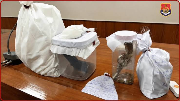 गुरदासपुर : 2.7 किलो हेरोइन बरामद, एक आरोपी गिरफ्तार, साथी फरार
