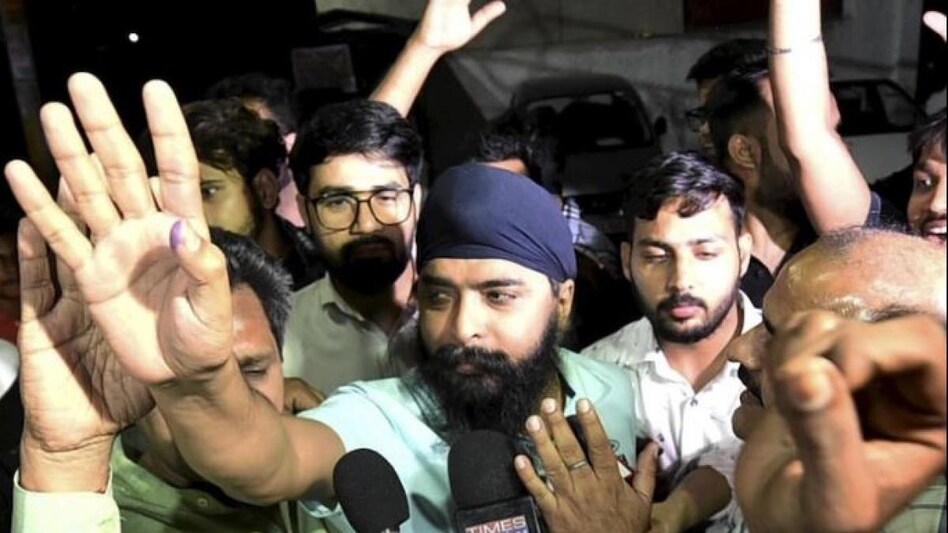 तजिंदर मर्डर केस में बड़ा ट्विस्ट: SSP ऑफिस के बाहर परिवार का प्रदर्शन, जांच के लिए 3 सदस्यीय SIT गठित