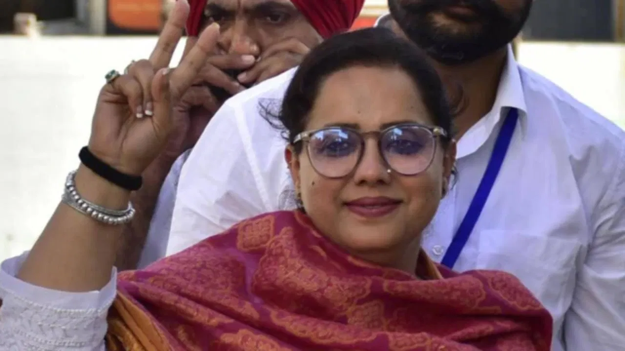 अमृतसर में विधायक जीवनजोत कौर के PA पर केस, दुकानदार से मारपीट का आरोप