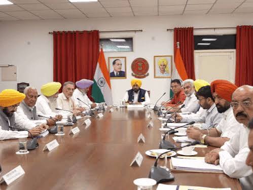 पंजाब कैबिनेट की बैठक आज, विधानसभा सत्र में किसानों और उद्योग से जुड़े प्रस्तावों पर भी चर्चा संभव