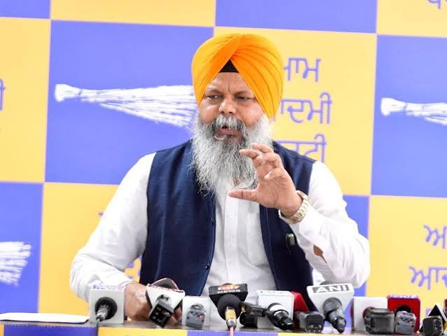 MLA मनविंदर सिंह ग्यासपुरा को श्री अकाल तख्त साहिब सेक्रेटेरिएट में जाने से रोका