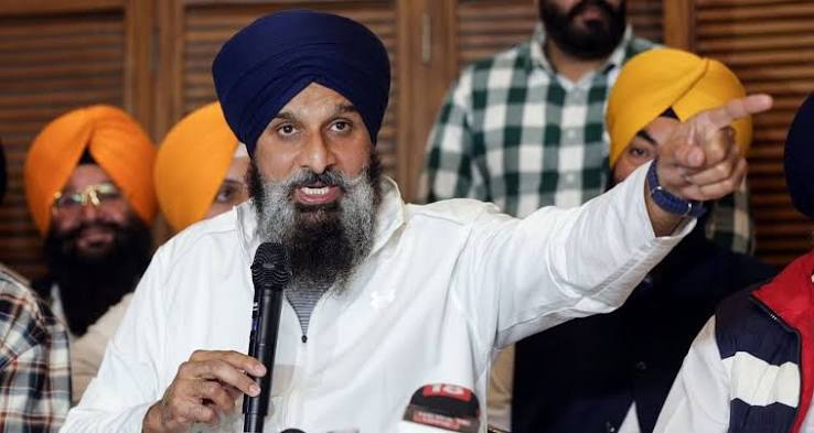 चंडीगढ़: बिक्रम मजीठिया की AAP नेताओं को चेतावनी, बोले- छवि खराब करने पर करेंगे कानूनी कार्रवाई