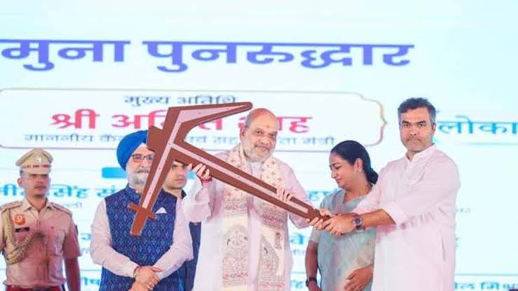 अमित शाह का कांग्रेस-AAP पर हमला, यमुना सफाई के लिए ₹8,941 करोड़ की परियोजनाएं