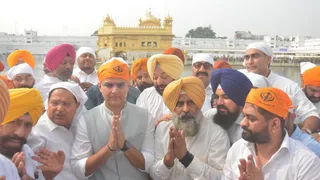 वाल्मीकि तीर्थ पहुंचे प्रगट सिंह और सचिन पायलट, केंद्र पर बरसे कांग्रेस नेता; 13 करोड़ वोटरों के नाम हटाने का लगाया आरोप
